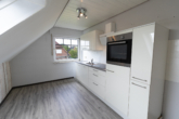 Küche - Tolle Oberwohnung mit Garage und Gartenanteil