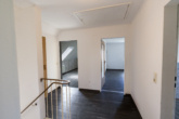 Flur - Tolle Oberwohnung mit Garage und Gartenanteil