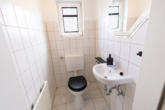 WC - Tolle Oberwohnung mit Garage und Gartenanteil